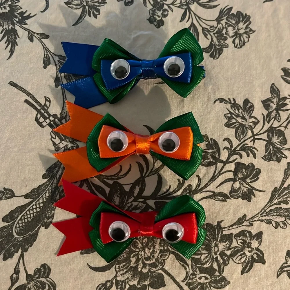 Ninja Turtles inspired hair bow - Picture 1 of 2